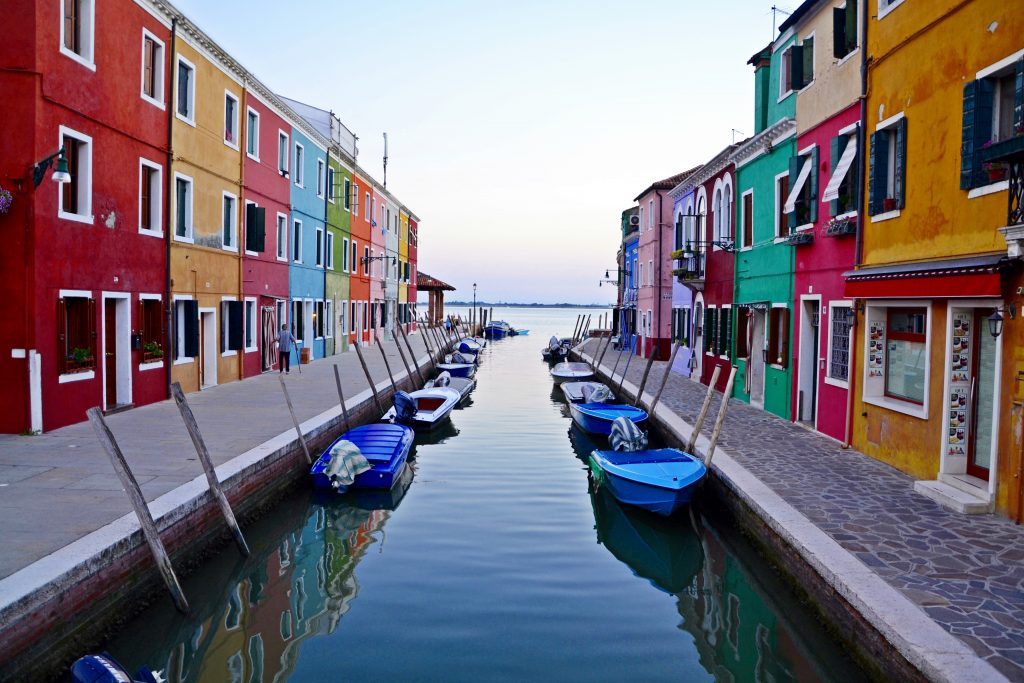 belle-soiree-a-burano-venise